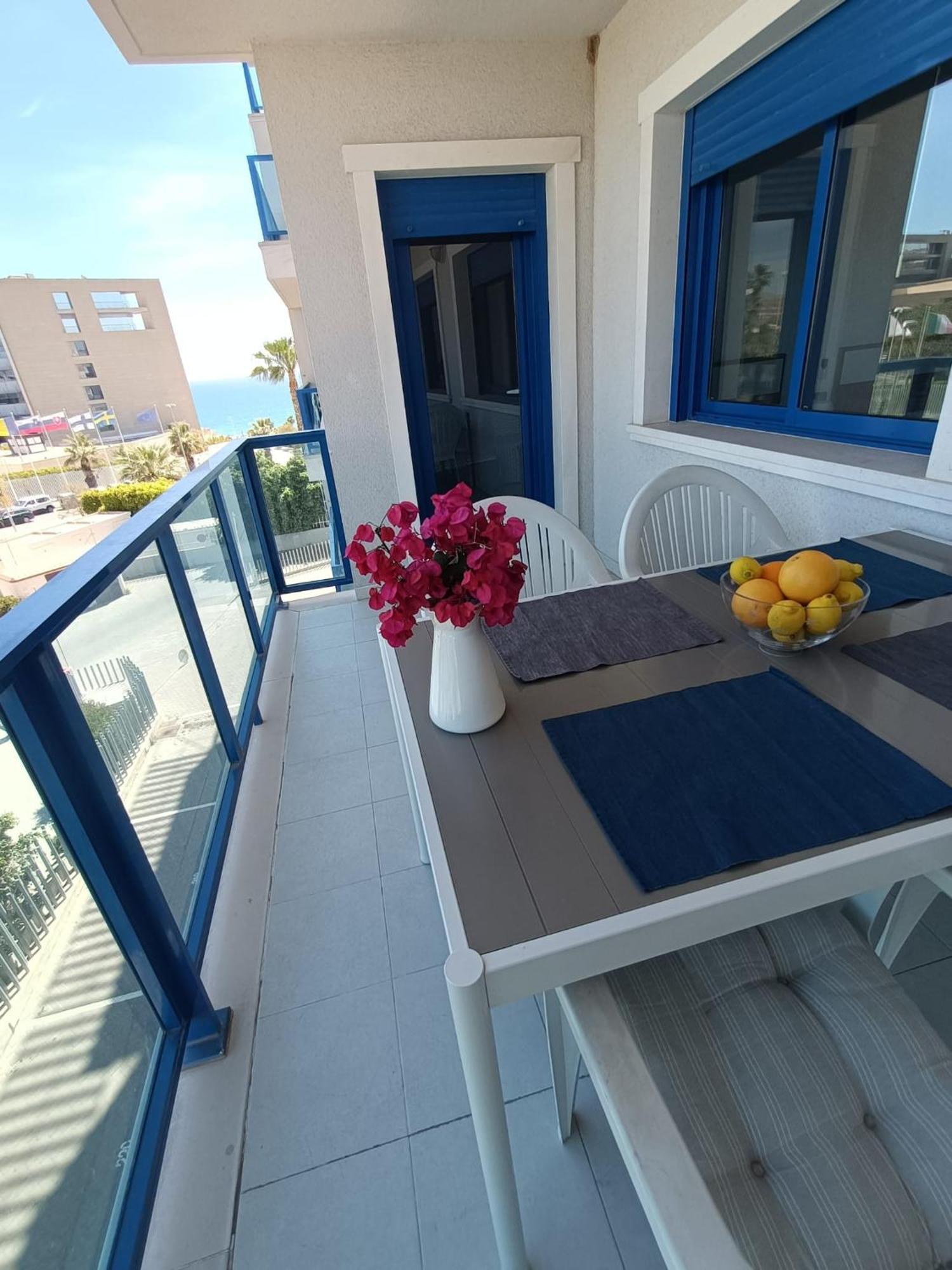 Alicante Mar Екстериор снимка