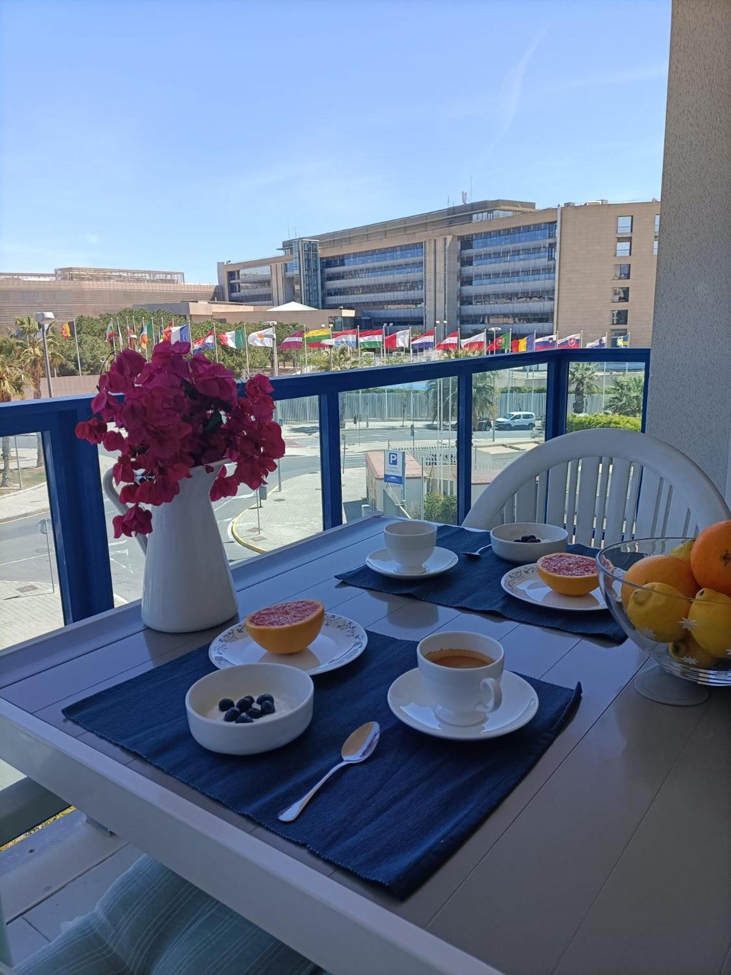 Alicante Mar Екстериор снимка